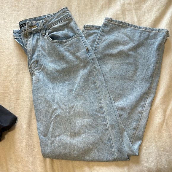 Light blue SHEIN jeans - Picture 1 of 3